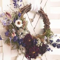 Americana Meadow Wreath Kit, DIY Dried Flower Craft, Rustic Red White & Blue Farmhouse Accent, Patriotic Decor