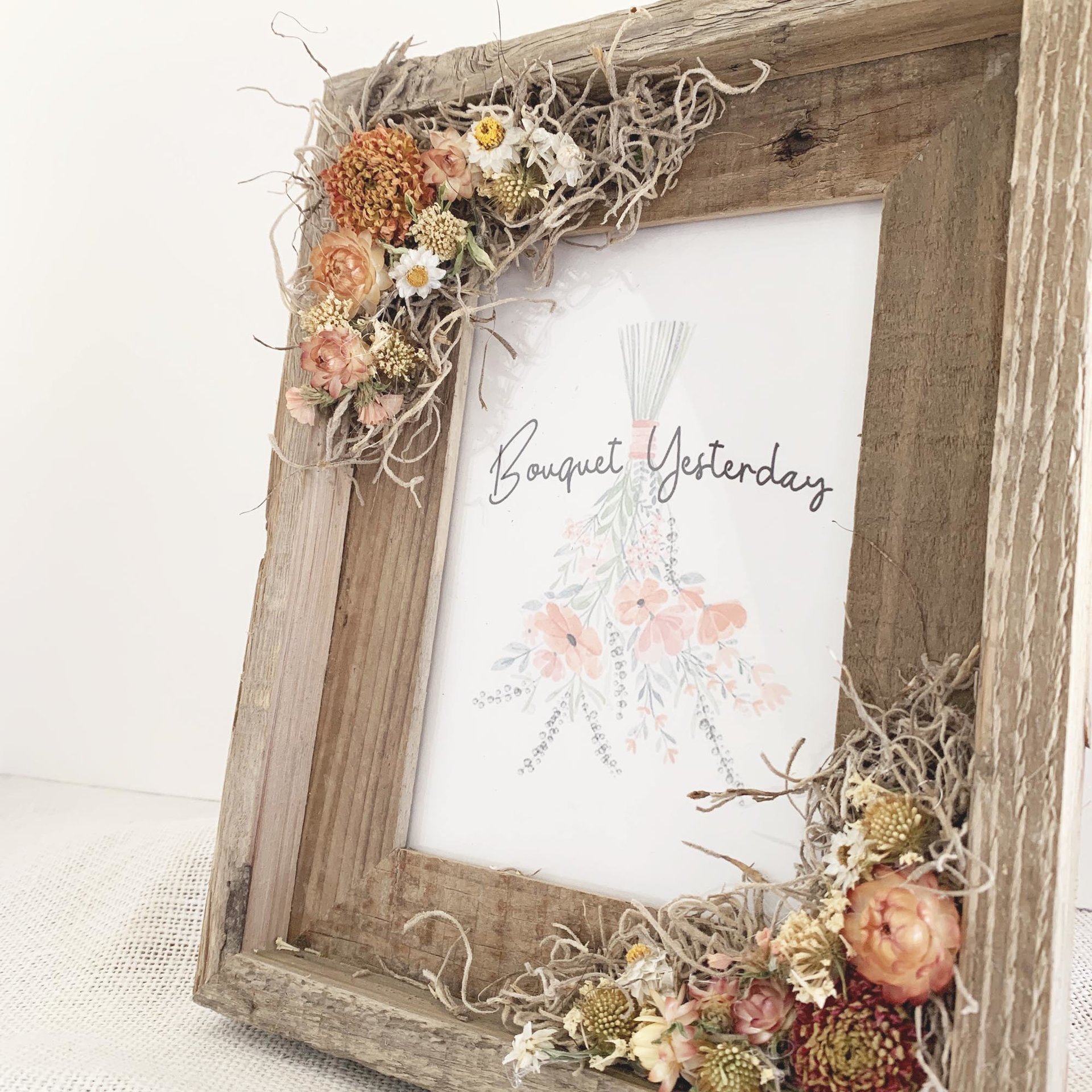 Dried Flower Photo Frame DIY Kit – Handcrafted Botanical Gift for Gardeners or Weddings