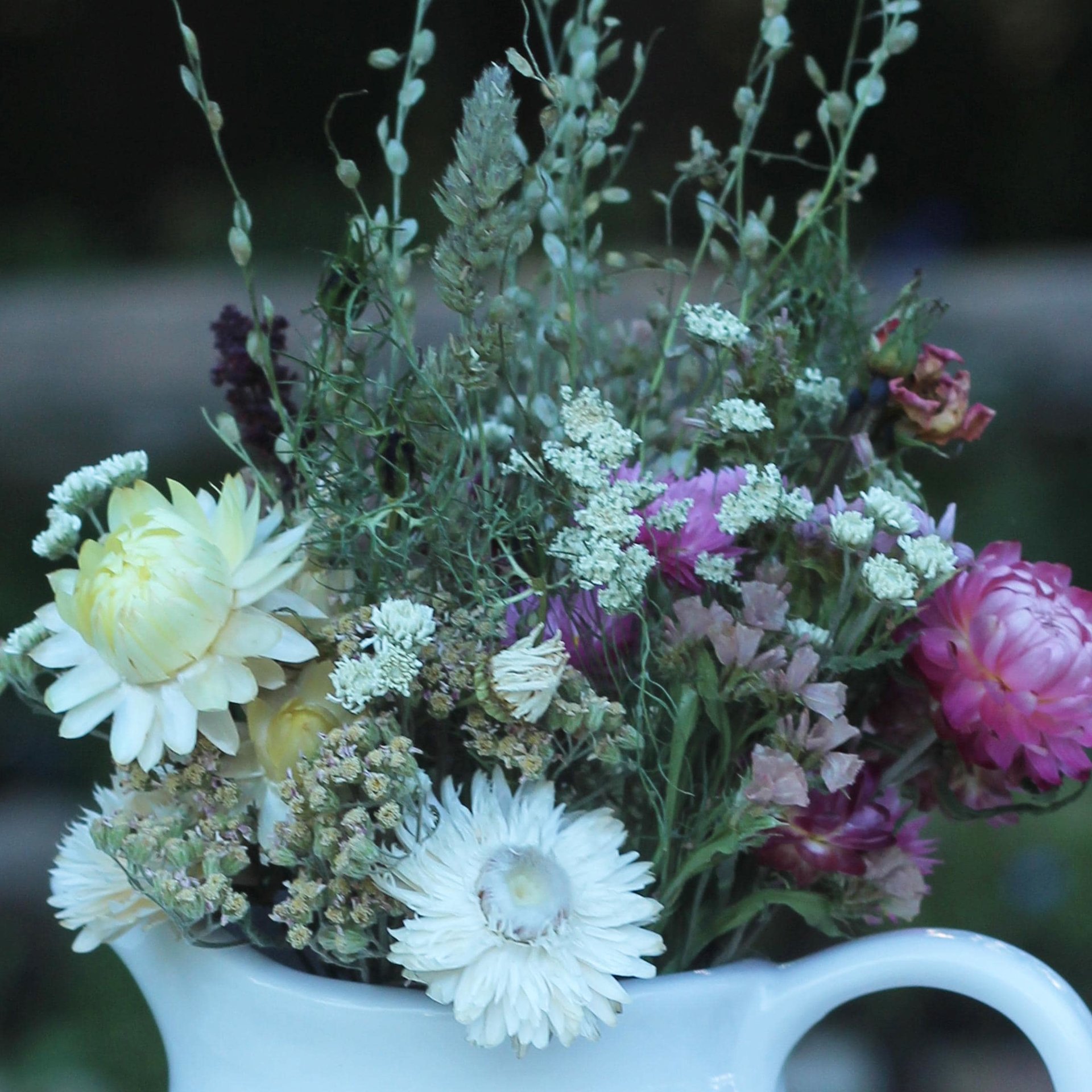 12" Medium Dried Flower Bouquet