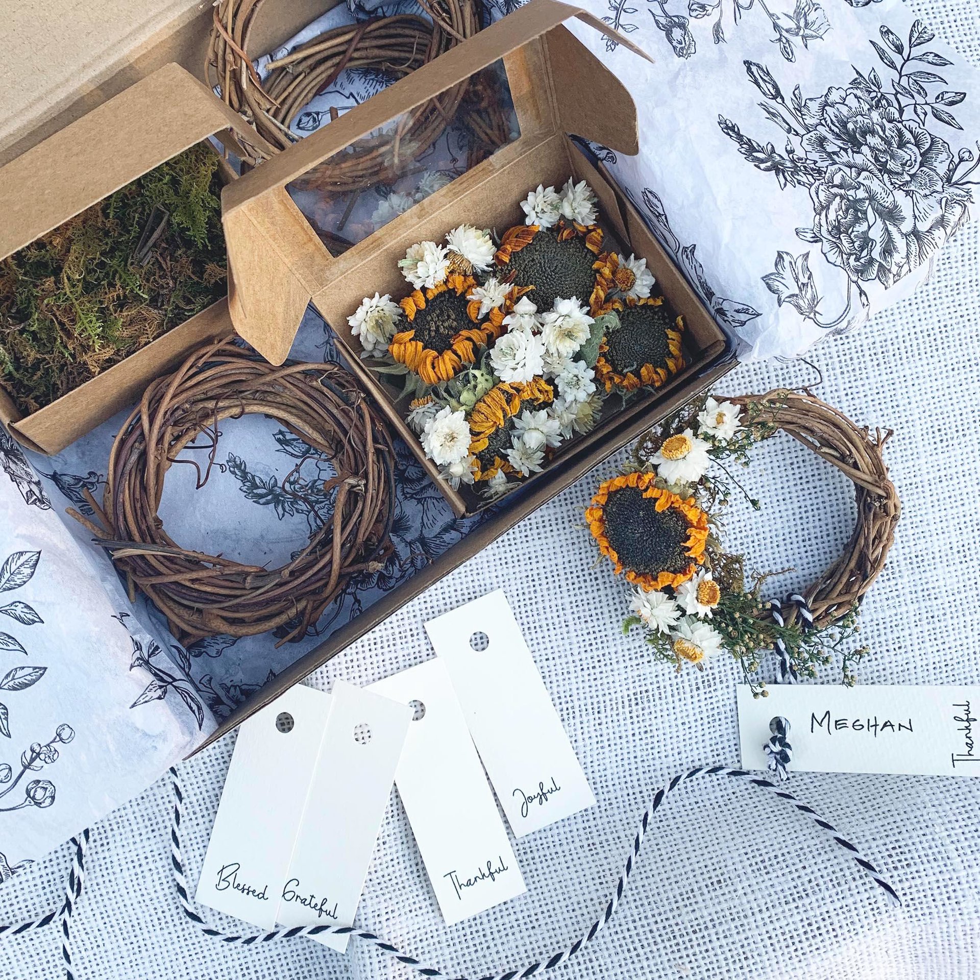 Thanksgiving Place Cards/Napkin Ring Kit