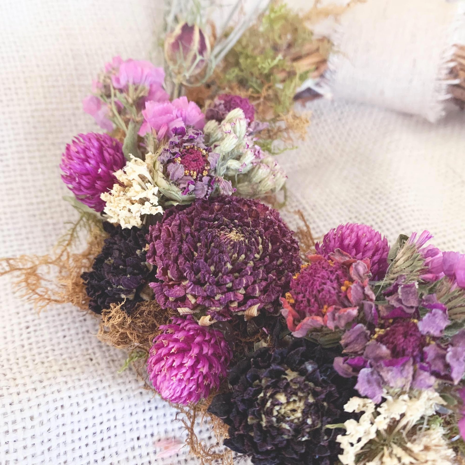 Dried Flower Wreath Making Kit--DIY Craft for Adults