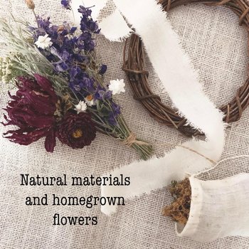 Americana Meadow Wreath Kit, DIY Dried Flower Craft, Rustic Red White & Blue Farmhouse Accent, Patriotic Decor